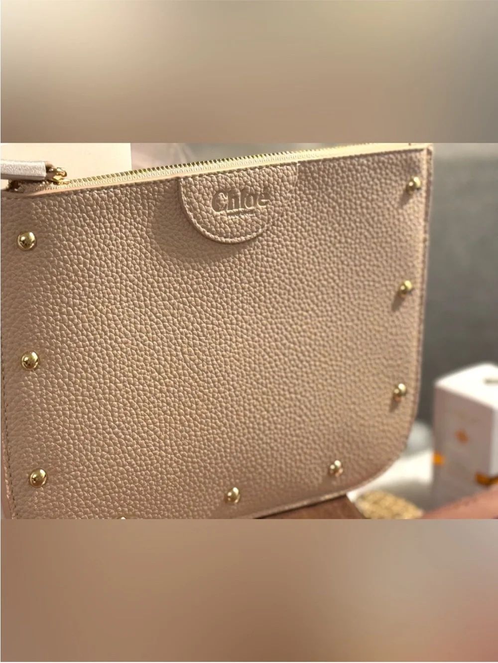 Chloe Parfums Cosmetic Beige Crossbody Shoulder Bag with Gold Chain